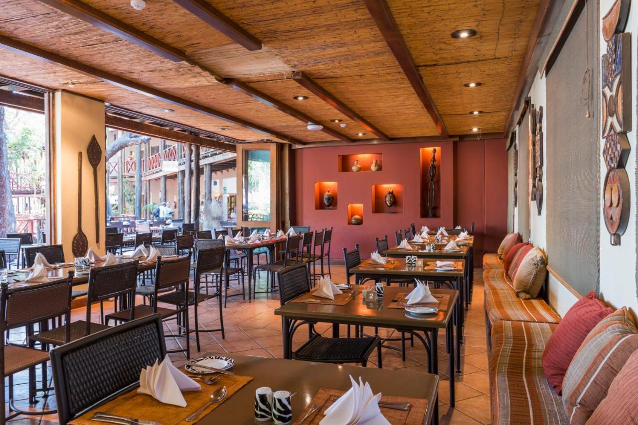 Chobe Marina Lodge Касане Экстерьер фото