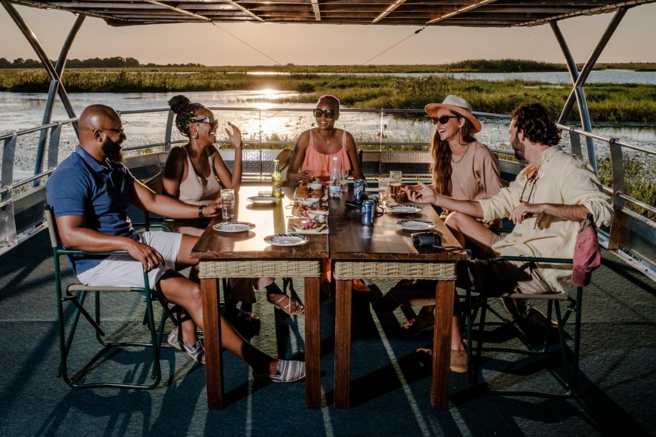 Chobe Marina Lodge Касане Экстерьер фото